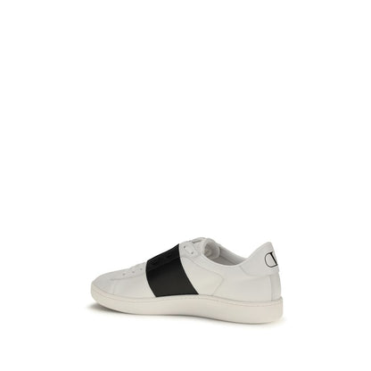 Valentino Garavani Black Calf Leather Bos Taurus Low Top Sneakers